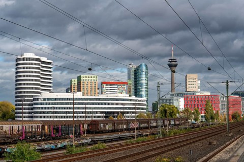 Skyline Düsseldorf Media Harbour, Rhine Tower, S-Bahn station, Düsseldorf-Hamm stop, local train,
