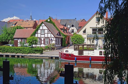 Europe, Germany, Mecklenburg-Western Pomerania, Plau am See, Lake Plau, Elde-Müritz waterway,
