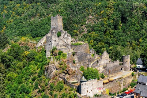 Manderscheid castles, Oberburg and Niederburg, Manderscheid, Eifel, Rhineland-Palatinate. Germany