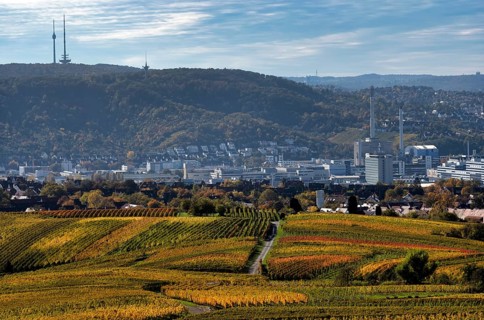 View of Daimler corporate headquarters, Mercedes-Benz plant Untertürkheim, television tower, radio