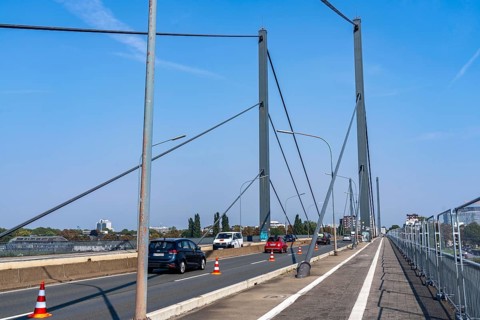 The Theodor-Heuss-Bridge, Rhine crossing, cable-stayed bridge, first road bridge of the so-called