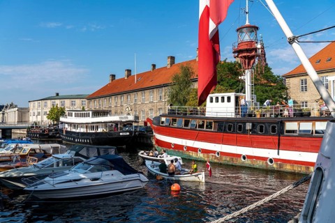 Frederiksholms Canal, former lightship Fyrskib No. XI, today catering, event location, Copenhagen,