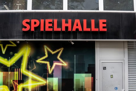 Arcade, closed, Northern city centre, Viehoferstrasse, Essen, North Rhine-Westphalia, Germany,