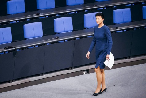 Sahra Wagenknecht, Non-attached Member, recorded during a debate in the German Bundestag on Epl 04,