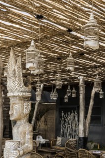 Beach restaurant with decoration, beach club, beach club, beach holiday, lamps, tone on tone,
