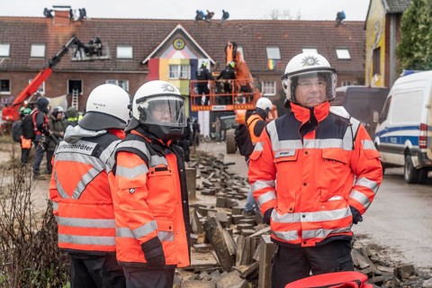 2nd day of the eviction of the Lützerath hamlet, occupied buildings of the former farm, by climate