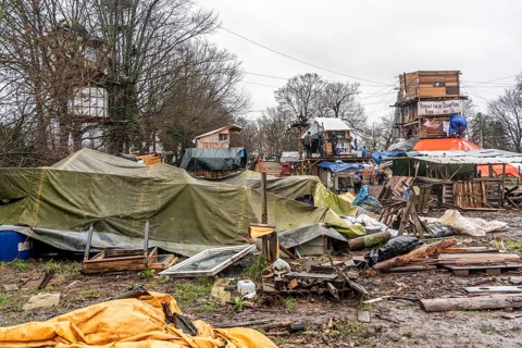 2nd day of the clearing of the hamlet Lützerath, by the police, of tree houses and huts, of climate