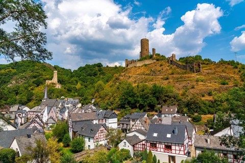 Monreal, idyllic half-timbered village in the Elz valley, ruins of the Löwenburg and, to the left,