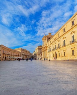 Piazza Duomo, Ortygia, Syracuse, Sicily, Italy, Europe