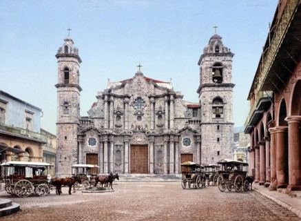 Cathedral of San Cristobal, Catedral de San Cristobalm is a Roman Catholic cathedral church in