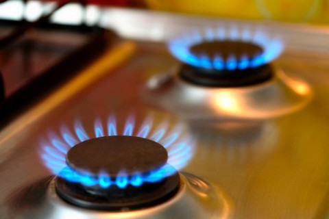 Gas flame, two-burner gas hob, gas, energy prices, studio