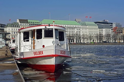 Germany, Hamburg, Inner Alster Lake, Alsterboat Sielbek, Europe
