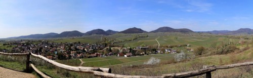 View of the Palatinate Forest from the small Kalmit (Ilbesheim near Landau)