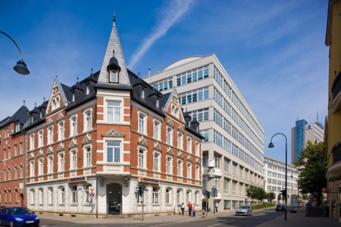Jena is a university town and independent city in Thuringia in the metropolitan region of Central