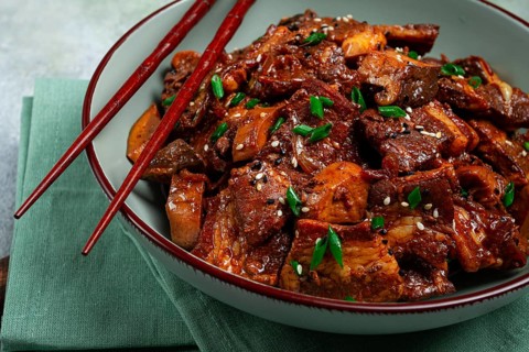 Bulgogi, with mushrooms, with sesame seeds and green onions, Korean cuisine, homemade, no people