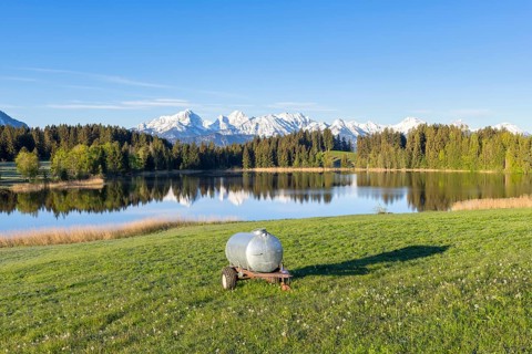Hegratsrieder See near Füssen, Allgäu Alps, snow, water wagon, Allgäu, Bavaria, Germany, Europe