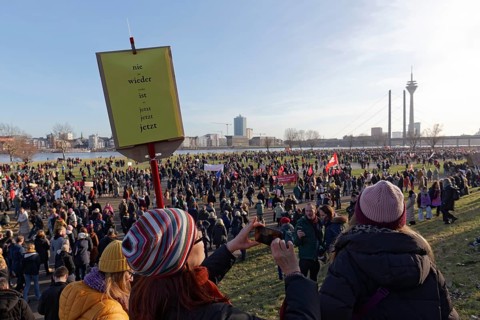 Major demonstration against right-wing extremism and AfD on 27 January 2024 in Düsseldorf, main