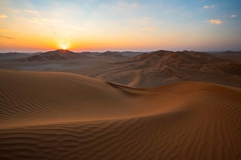 Sand dunes in the Rub Al Khali desert, sunset, largest sand desert on earth, Empty Quarter, Oman,
