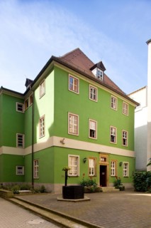 Jena is a university town and independent city in Thuringia in the metropolitan region of Central