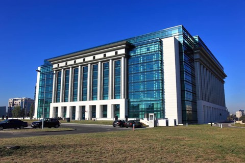 Bucharest, city centre, modern building at Bulevardul Unirii, Finalizarea constructiea,