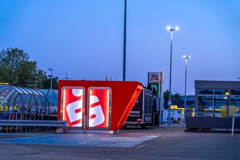 New ATM on the site of a shopping centre in Mülheim-Dümpten, free-standing, should be blast-proof,