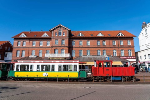 Borkumer Kleinbahn, island railway, connects the ferry harbour with the island railway station,