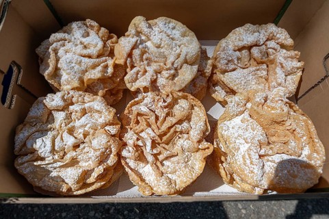Franconian snowballs, traditional church confectionery, Franconia, Bavaria, Germany, Europe