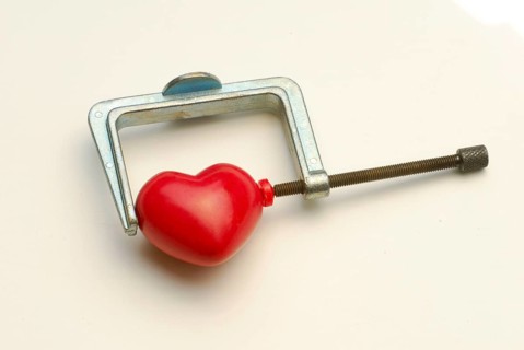 Heart in clamp screw, heart pain, cut-out, object
