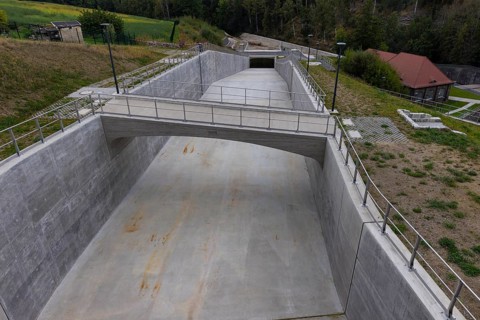 After the flood of 2002, the Malter dam was upgraded with a new emergency spillway, Malter, Saxony,