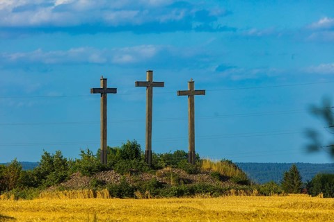 The Three Crosses near Freiberg, Saxony. According to legend, three Freiberg councillors were