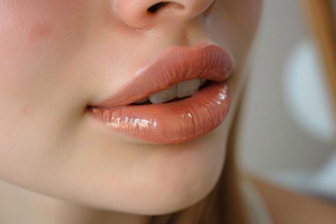 Close up of large plump lips of woman with Hyaluronic acid beauty fillers, KI generiert, generiert,