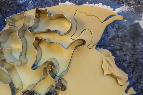 Swabian cuisine, Swabian Christmas biscuits, preparation of cookie cutters, shortbread biscuits,