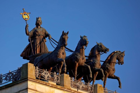 Brunswick Quadriga with Brunonia, design by Carl Theodor Ottmer, Brunswick Palace, Lower Saxony,