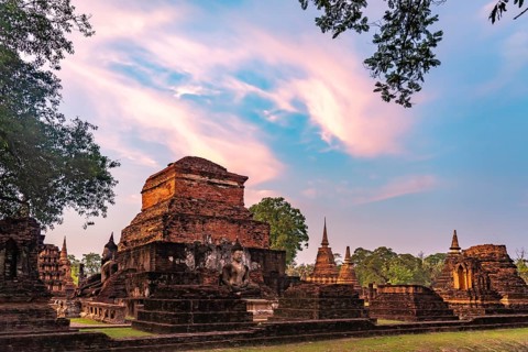 The central Buddhist temple Wat Mahathat at sunset, UNESCO World Heritage Sukhothai Historical