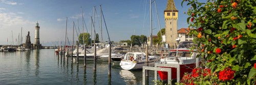 Harbour with Bavarian Lion, lighthouse and tower Mangturm, Lindau, Lake Constance, Bavaria,
