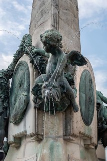 Figures at the Luitpold Fountain, erected in 1899, market square, Kulmbach, Upper Franconia,