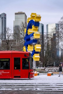 Winter in Frankfurt, euro sculpture at Willy-Brandt-Platz, snow-covered, Hesse, Germany, Europe