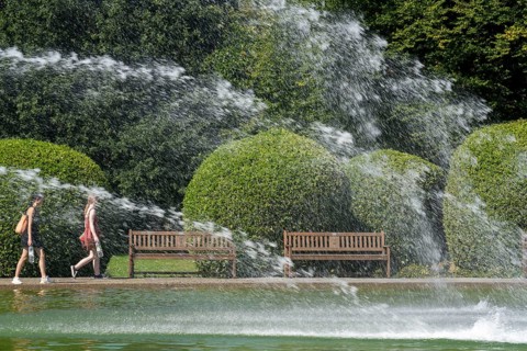 The Grugapark, main entrance, five-jet water fountain, Essen, North Rhine-Westphalia, Germany,