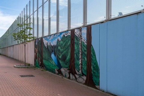 Noise barrier on Hombrucher Straße in Essen-Frillendorf, along the A40 motorway, 250 metres long,