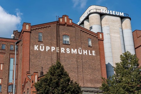 The inner harbour, in Duisburg, Küppersmühle building, MKM Museum Küppersmühle for Modern Art,