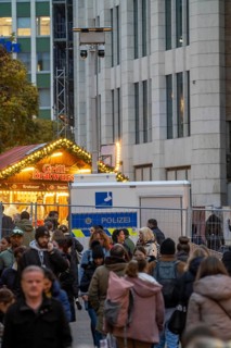 Video surveillance by the police at the Porschekanzel, in front of the Marktkirche in the city