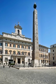 Palazzo Montecitorio, Parliament, with obelisk, Piazza Montecitorio, Rome, Lazio, Italy, Europe