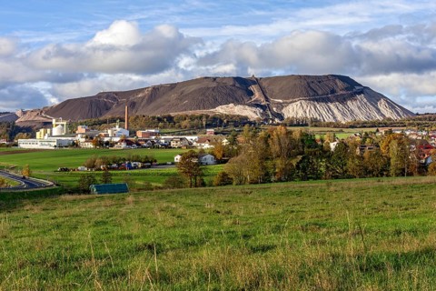 Monte Kali, spoil heap from the K & S potash plant, potash and salt mine, potash mountain or potash