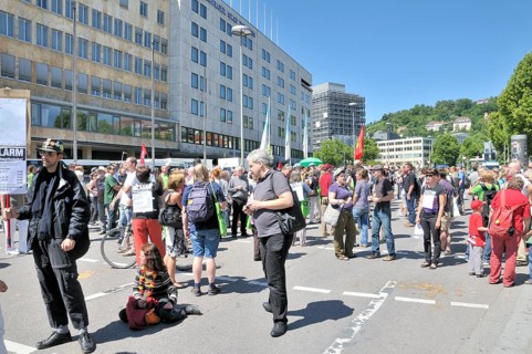 Demonstration against the rebuilding (Stuttgart 21 project) in front of the main railway station in