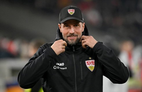 Coach Sebastian Hoeneß VfB Stuttgart portrait, smiles, MHPArena, MHP Arena Stuttgart,