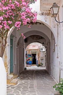 Alley in the old town, Parikia, Paros, Clyclades, Greece, Europe