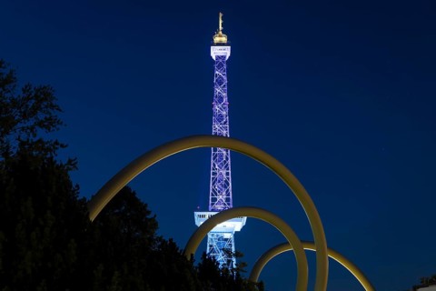 The radio tower shines in the colours of the IFA (Internationale Funkausstellung) on the exhibition
