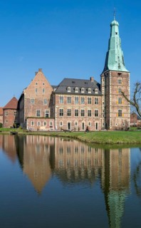 Historic moated castle, Renaissance Raesfeld Castle, Freiheit Raesfeld, Münsterland