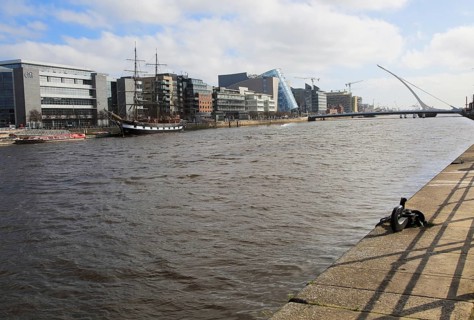 River Liffey looking towards Samuel Beckett bridge, Dublin Docklands, Ireland, Republic of Ireland,