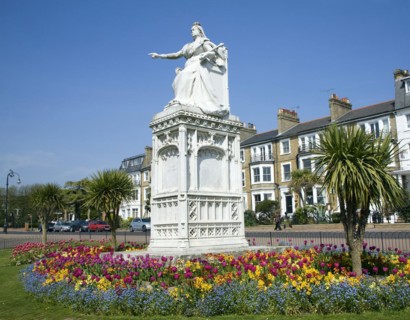 Queen Victoria statue, Clifftown Parade, Southend, Essex, England, UK
